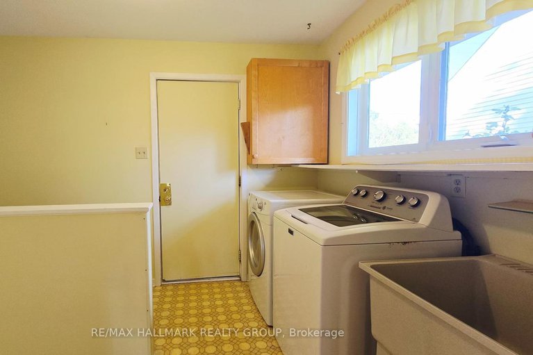 28787697/33-fortune-street/richmond/ottawa/ontario/K0A2Z0_25
