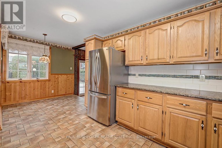 29134551/6-roundhay-drive/manordale/ottawa/ontario/K2G1B5_11