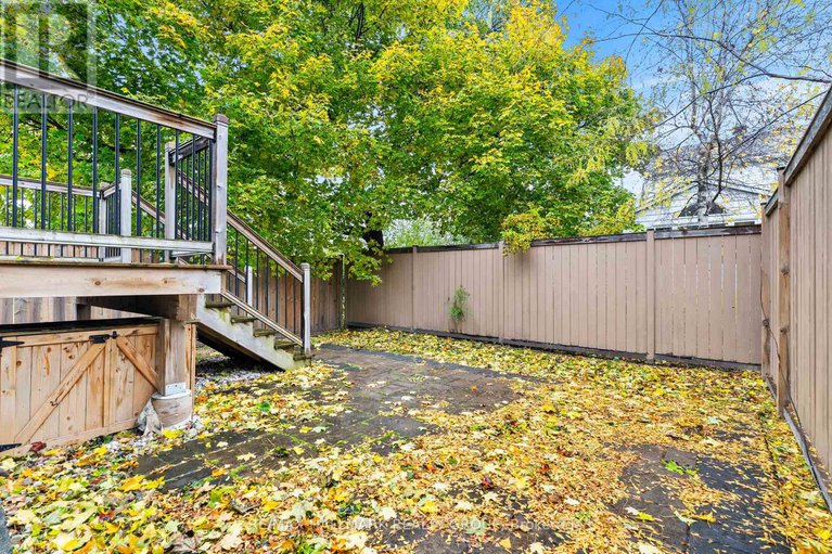 29249192/217-belford-crescent/westborohampton-park/ottawa/ontario/K1Z7A9_28