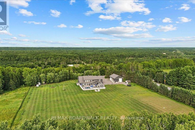 29211035/2440-emmett-road/cumberland-west/ottawa/ontario/K4C1S1_43