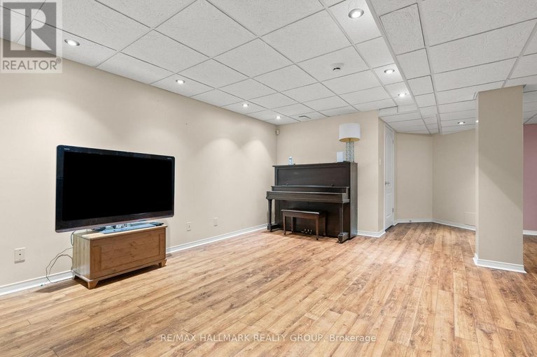 29244730/9-new-deighton-crescent/barrhaven-east/ottawa/ontario/K2G6H7_43