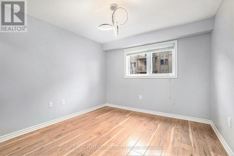28427466/211-151-potts-private/notting-hillsummerside/ottawa/ontario/K4A0V7_16