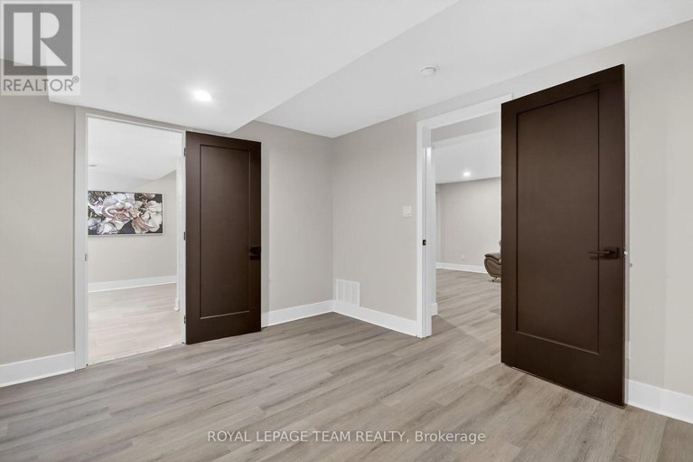 29688254/6636-marina-drive/manotick-south-to-roger-stevens/ottawa/ontario/K4M1B3_26