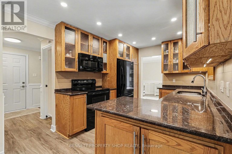 29404240/216-macdougall-street/village-of-russell/russell/ontario/K4R1A5_8