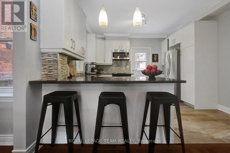 29460824/281-flora-street/ottawa-centre/ottawa/ontario/K1R5S1_15