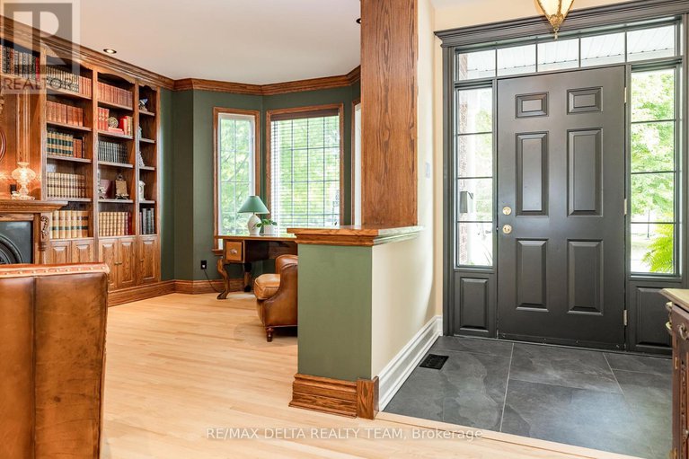 28544591/1779-heatherstone-crescent/springridgeeast-village/ottawa/ontario/K4A4P3_15