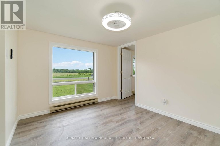 28606735/10913-stampville-road/south-dundas-matilda-twp/south-dundas/ontario/K0C1K0_21
