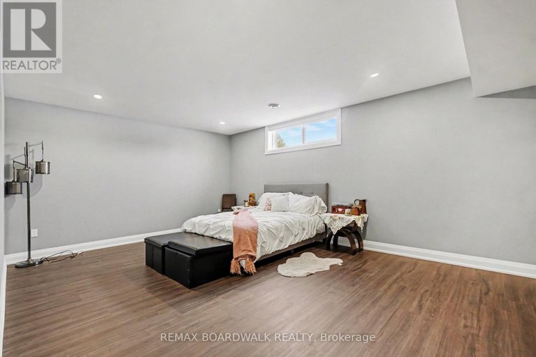 29407946/139-st-thomas-street/russell-twp/russell/ontario/K0A3H0_37