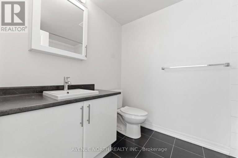 29556708/1102-242-rideau-street/sandy-hill/ottawa/ontario/K1N0B7_18