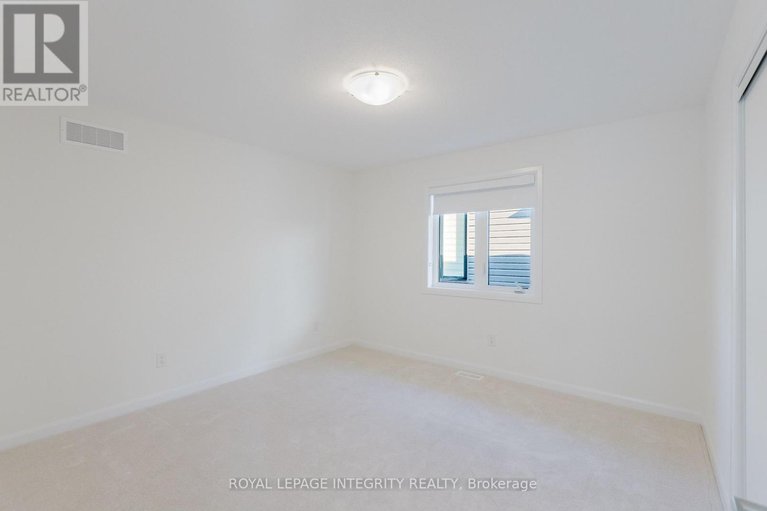 29273389/850-cappamore-drive/half-moon-bay/ottawa/ontario/K2C3H2_68