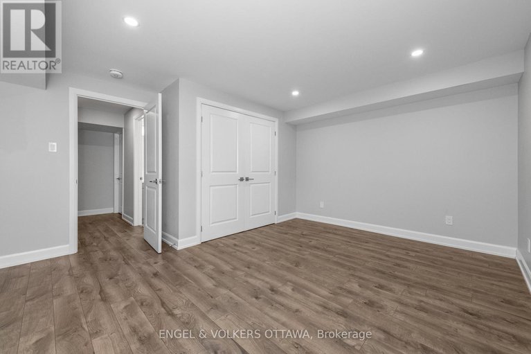 28312643/779-coast-circle/mahogany-community/ottawa/ontario/K4M0E9_38