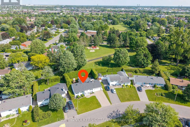 28613590/20-assiniboine-drive/borden-farmstewart-farmcarleton-heightsparkwood-hills/ottawa/ontario/K2E5R7_43
