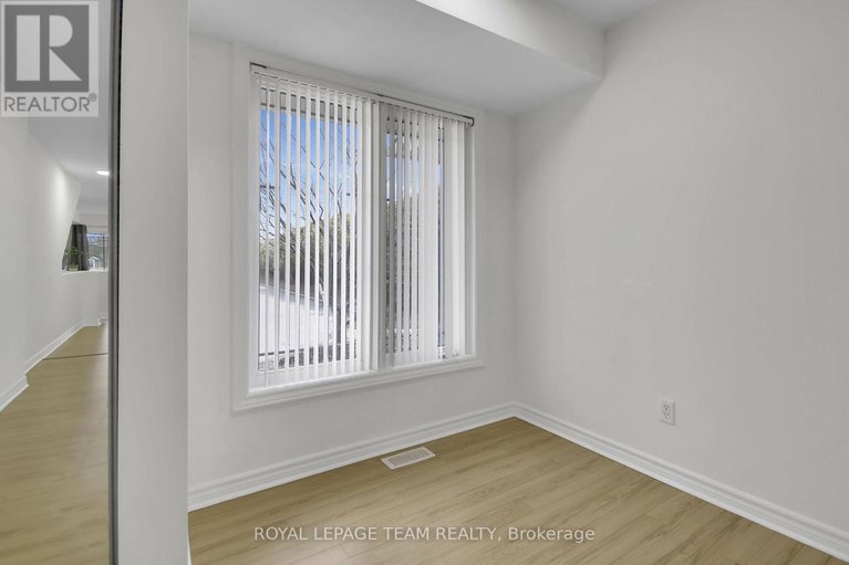 28181390/15-203-paseo-private-s/centrepointe/ottawa/ontario/K2G4N7_5