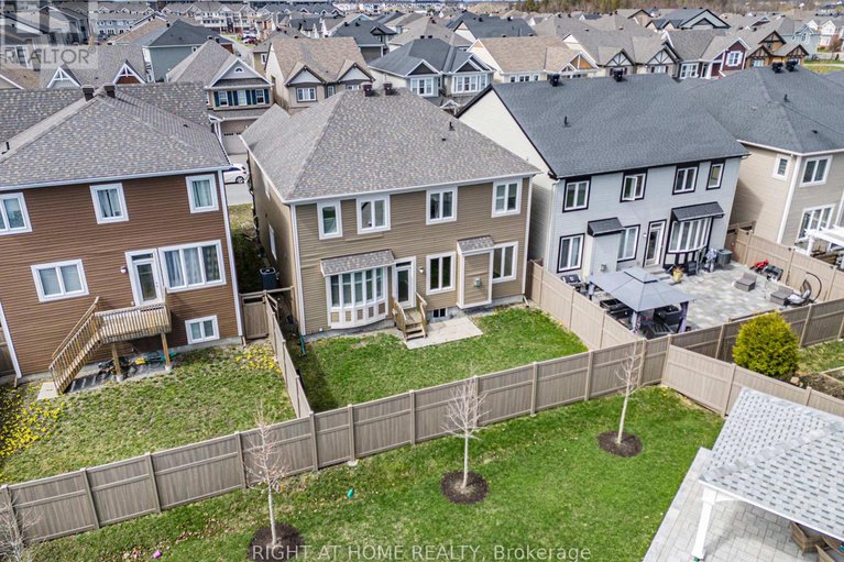 28449643/186-lamprey-street/half-moon-bay/ottawa/ontario/K2J6C3_41