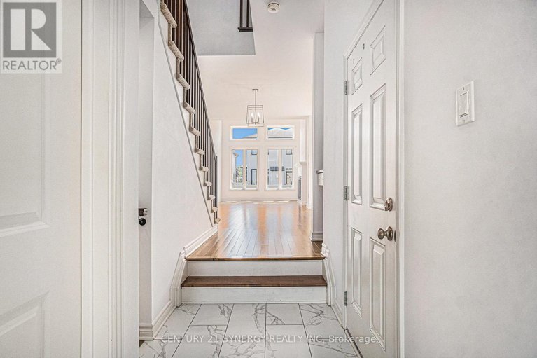 29031915/345-cornice-street/mer-bleuebradley-estatesanderson-park/ottawa/ontario/K4B1H9_4