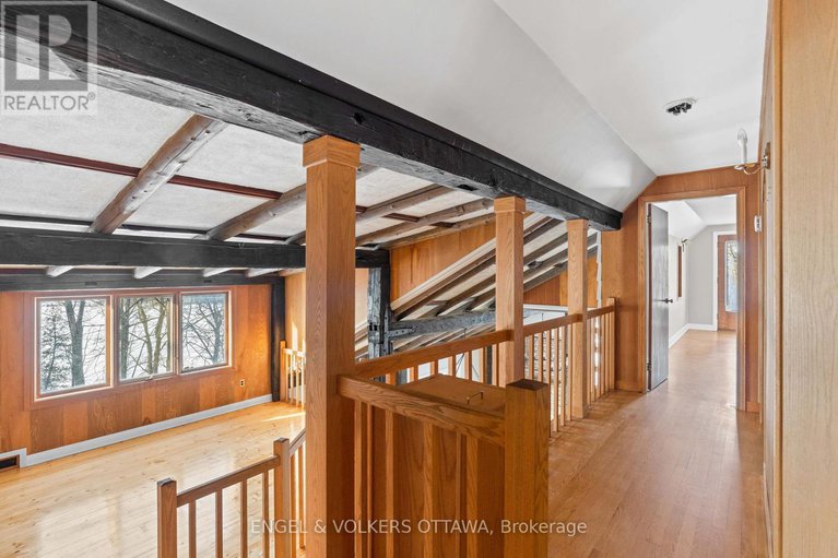 28608885/32-ryeburn-drive/riverside-southgloucester-glen/ottawa/ontario/K1V1H6_28