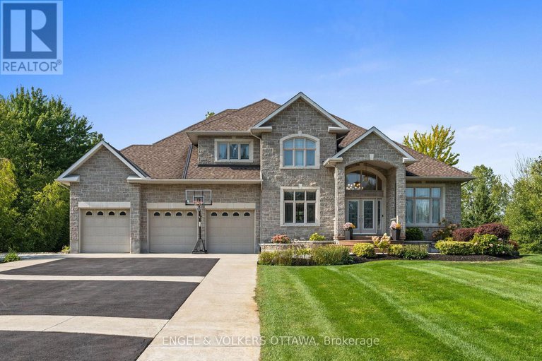 28853851/1028-rick-hansen-crescent/greely/ottawa/ontario/K4P1M4_1