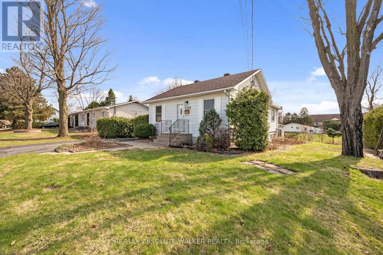 29651246/1290-st-jean-street/convent-glen-south/ottawa/ontario/K1C1N6_3