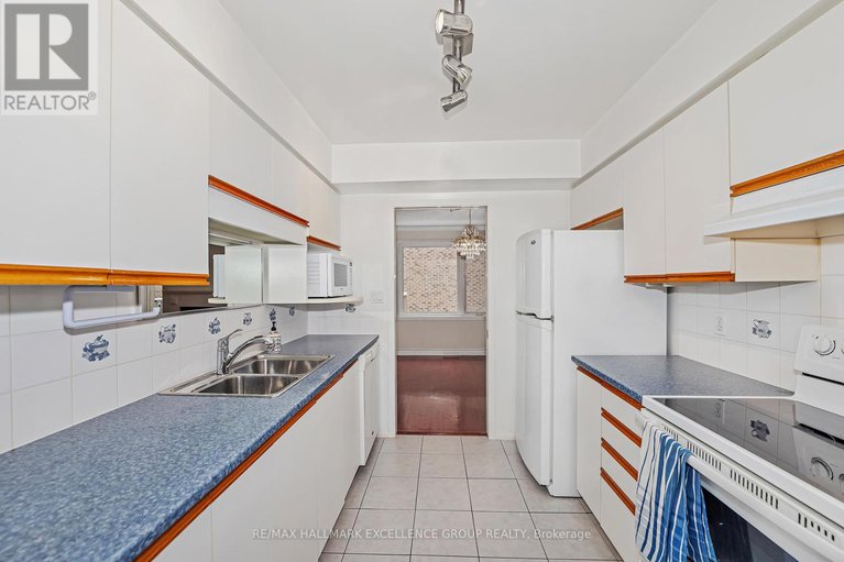 29093671/67-710-coronation-avenue/riverview-park/ottawa/ontario/K1G4G7_13