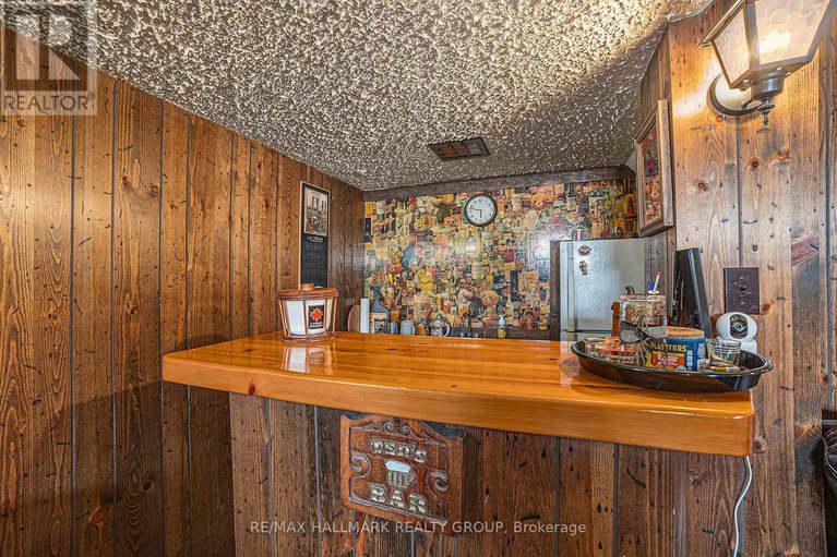 28902420/2023-vincent-street/elmvale-acres/ottawa/ontario/K1G2M8_12