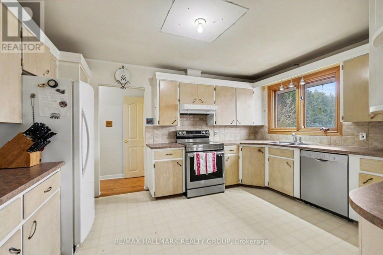 29617712/4827-anderson-road/carlsbad-springs/ottawa/ontario/K0A1K0_8