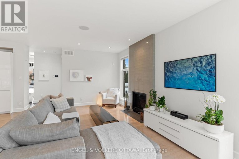 28371373/15-camwood-crescent/arlington-woods/ottawa/ontario/K2H7X1_7