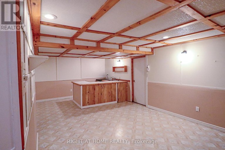 28688243/841-thorndale-drive/riverside-park-south/ottawa/ontario/K1V6Y1_21