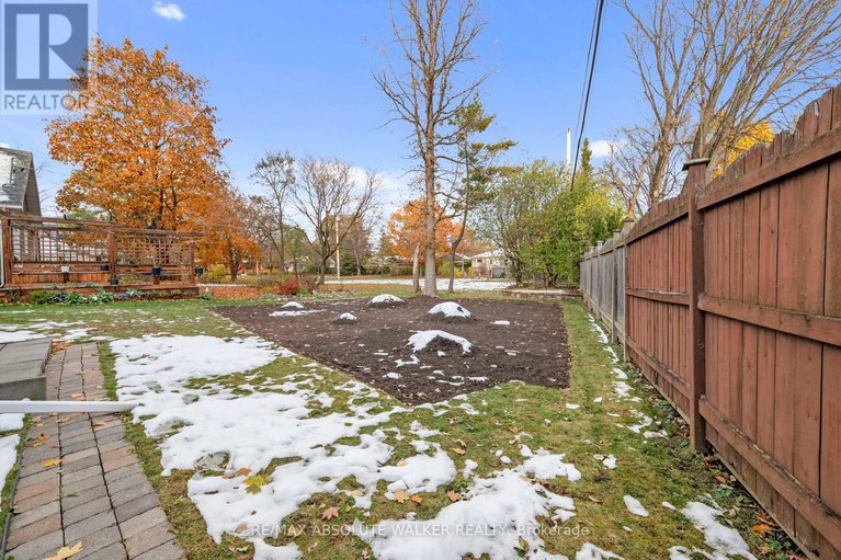 29110851/2243-hillary-avenue/alta-vista/ottawa/ontario/K1H7H7_24