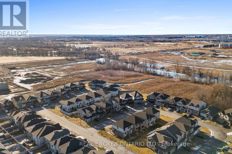 28309784/845-snap-hook-crescent/half-moon-bay/ottawa/ontario/K2J6V7_42