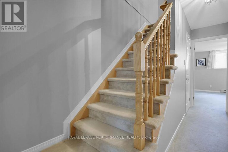 28565968/402-briston-private/hunt-club-park/ottawa/ontario/K1G5R3_15