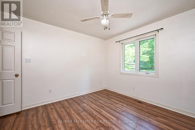 28528150/122-church-avenue/drummondnorth-elmsley-north-elmsley-twp/drummondnorth-elmsley/ontario/K7H0H1_32