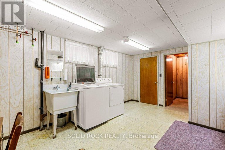 28357814/7-brouse-drive/iroquois/south-dundas/ontario/K0E1K0_29