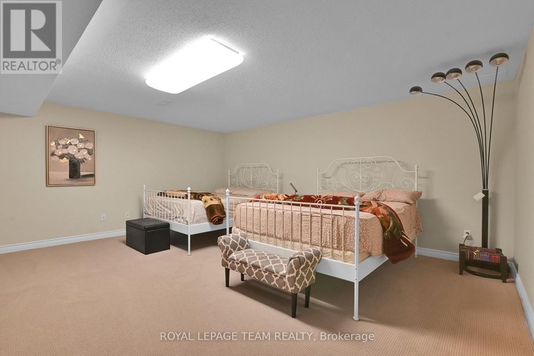 29566276/756-kilbirnie-drive/stonebridge/ottawa/ontario/K2J0M2_29