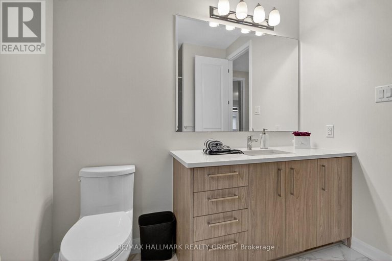 29163962/720-cappamore-drive/half-moon-bay/ottawa/ontario/K2J6W3_24