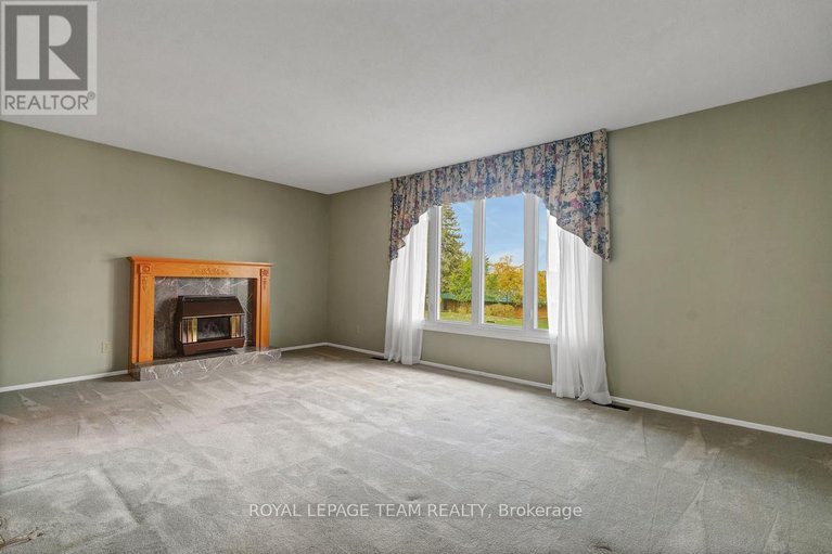 29024962/72-craig-henry-drive/craig-henrywoodvale/ottawa/ontario/K2G3Z6_3