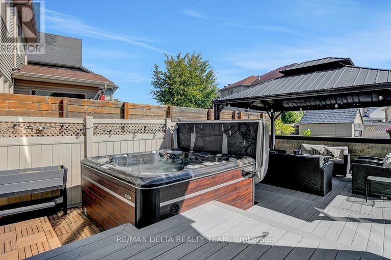 29117733/1916-montmere-avenue/notting-hillsummerside/ottawa/ontario/K4A0E7_29