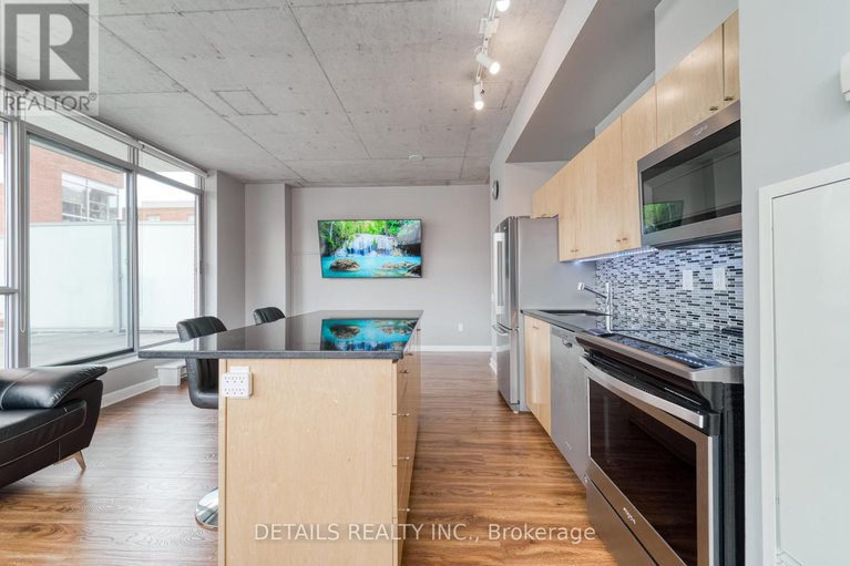 28621654/308-180-york-street/lower-townbyward-market/ottawa/ontario/K1N1J6_4