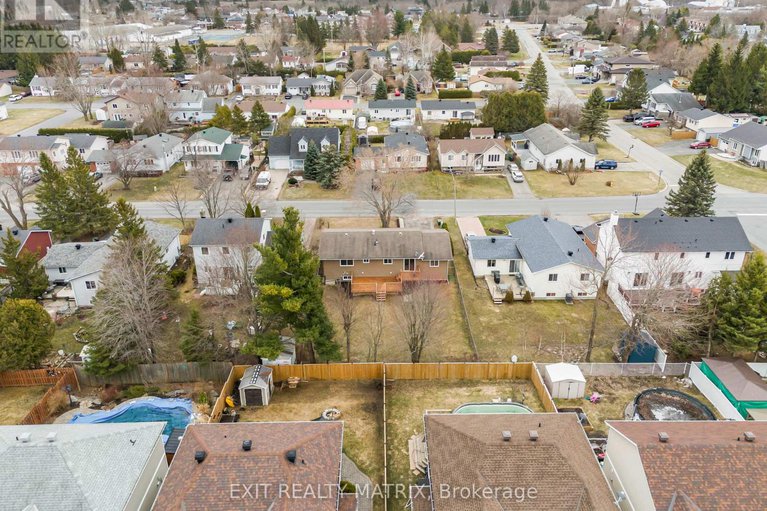 28175834/58-castlebeau-street/embrun/russell/ontario/K0A1W0_36