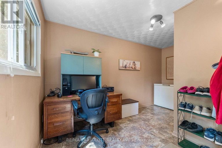 28590613/8-river-road/mcnabbraeside-twps/mcnabbraeside/ontario/K7S1R3_23