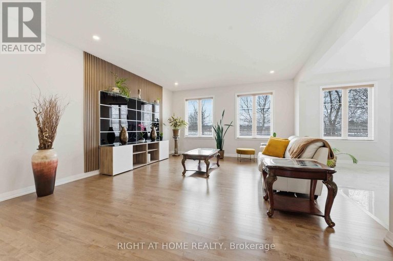 29484591/643-terrier-circle/goulbourn-twp-from-franktown-rdsouth-to-rideau/ottawa/ontario/K0A2Z0_8