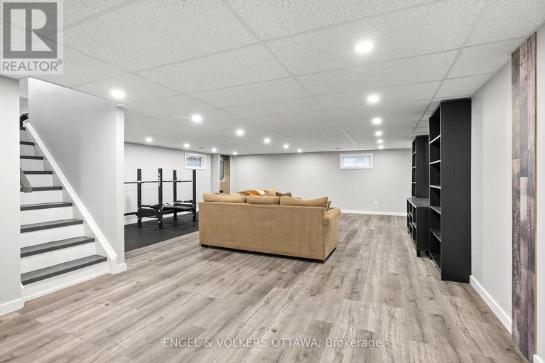 29413607/20-gary-avenue/manordale/ottawa/ontario/K2G3L3_19