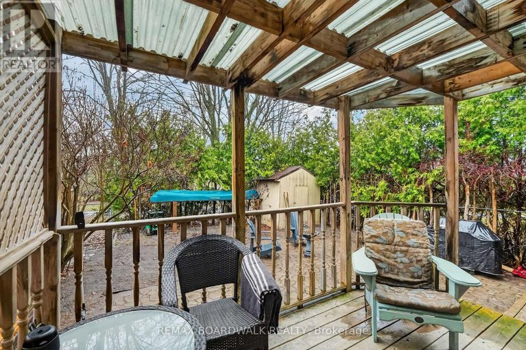 29607397/7925-jeanne-darc-boulevard-n/orleans-wood/ottawa/ontario/K1C2C7_32