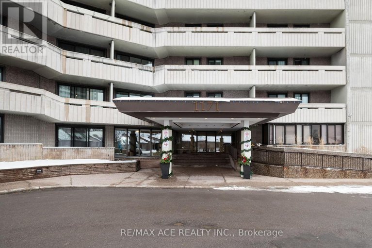 29409421/1506-1171-ambleside-drive/woodroffe/ottawa/ontario/K2B8E1_2