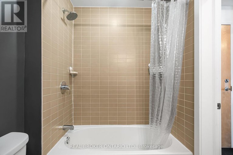 29102586/102-360-cumberland-street/lower-townbyward-market/ottawa/ontario/K1N0B1_27