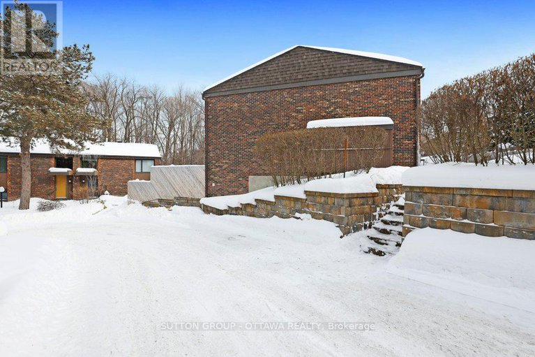 29362253/60-121-buell-street/westborohampton-park/ottawa/ontario/K1Z7E7_32