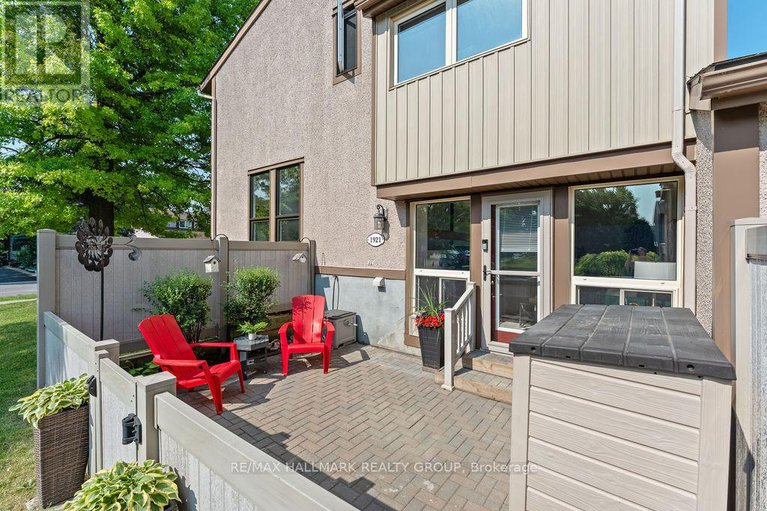28624778/96-1921-stonehenge-crescent/pineview/ottawa/ontario/K1B4N7_31