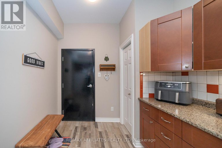 28104929/7055-shadow-ridge-drive/greely/ottawa/ontario/K4P1B8_29