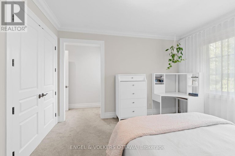 28341949/1408-blackhorse-court/manotick-east-to-manotick-station/ottawa/ontario/K4M0A6_22