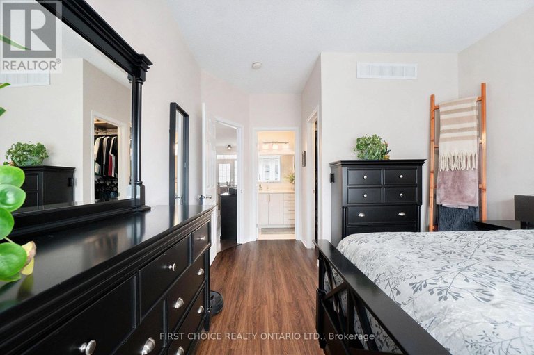 29107693/281-mercury-street/clarencerockland-twp/clarence-rockland/ontario/K4K0G6_12