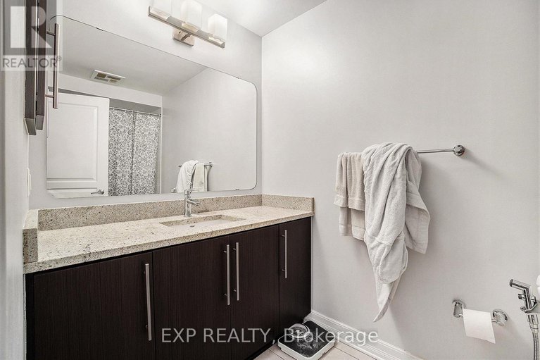 28526739/609-238-besserer-street/sandy-hill/ottawa/ontario/K1N6B1_16